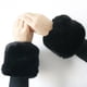 thumbnail image 2 of Puño de muñeca Mao Mao engrosado, puño de muñeca de imitación de piel de zorro, mapache, piel de conejo, guantes de felpa para muñeca, anillo de manga para mujer, 2 of 6