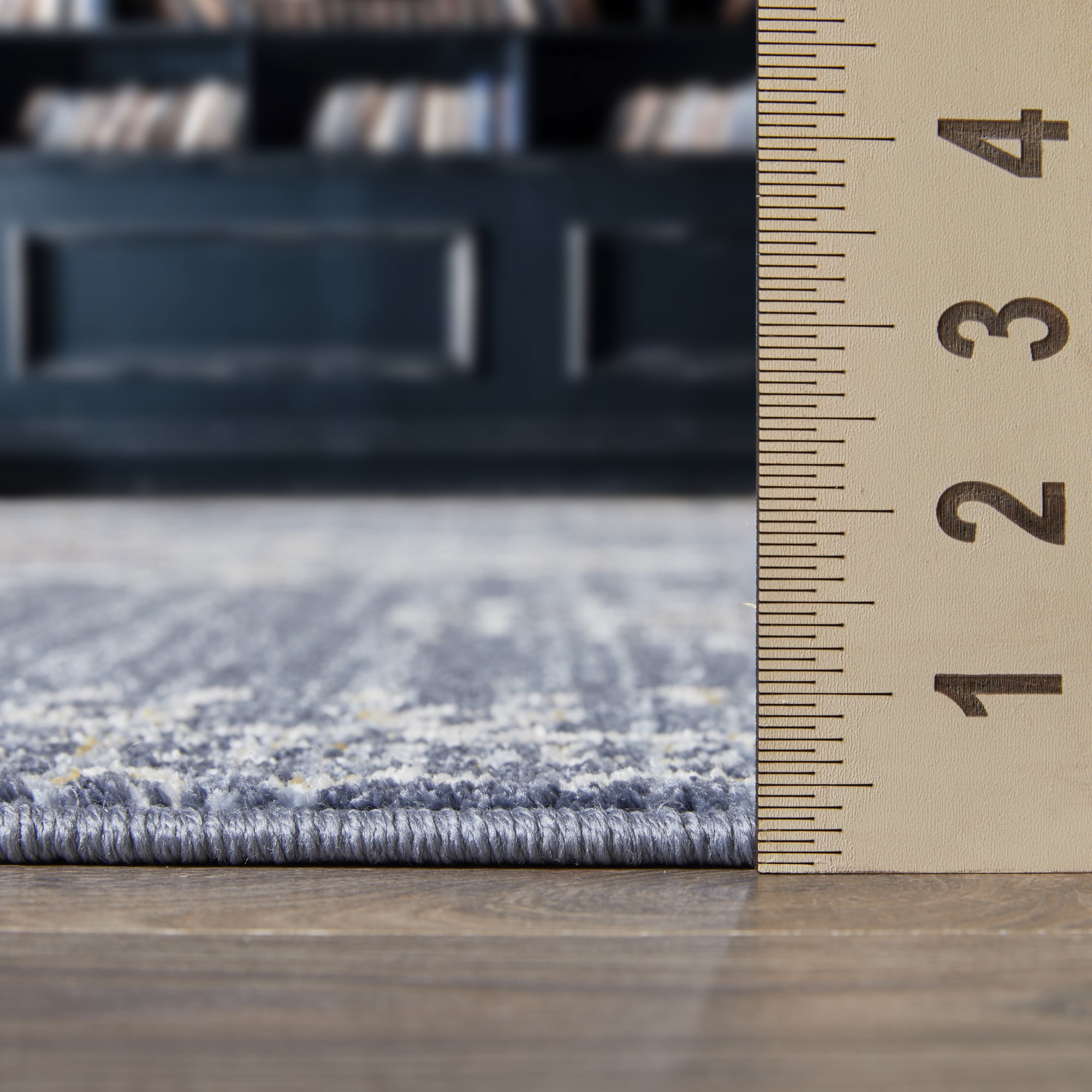 Loomaknoti Alsbrooke Temarnie 5' x 7' Blue Oriental Indoor Area Rug