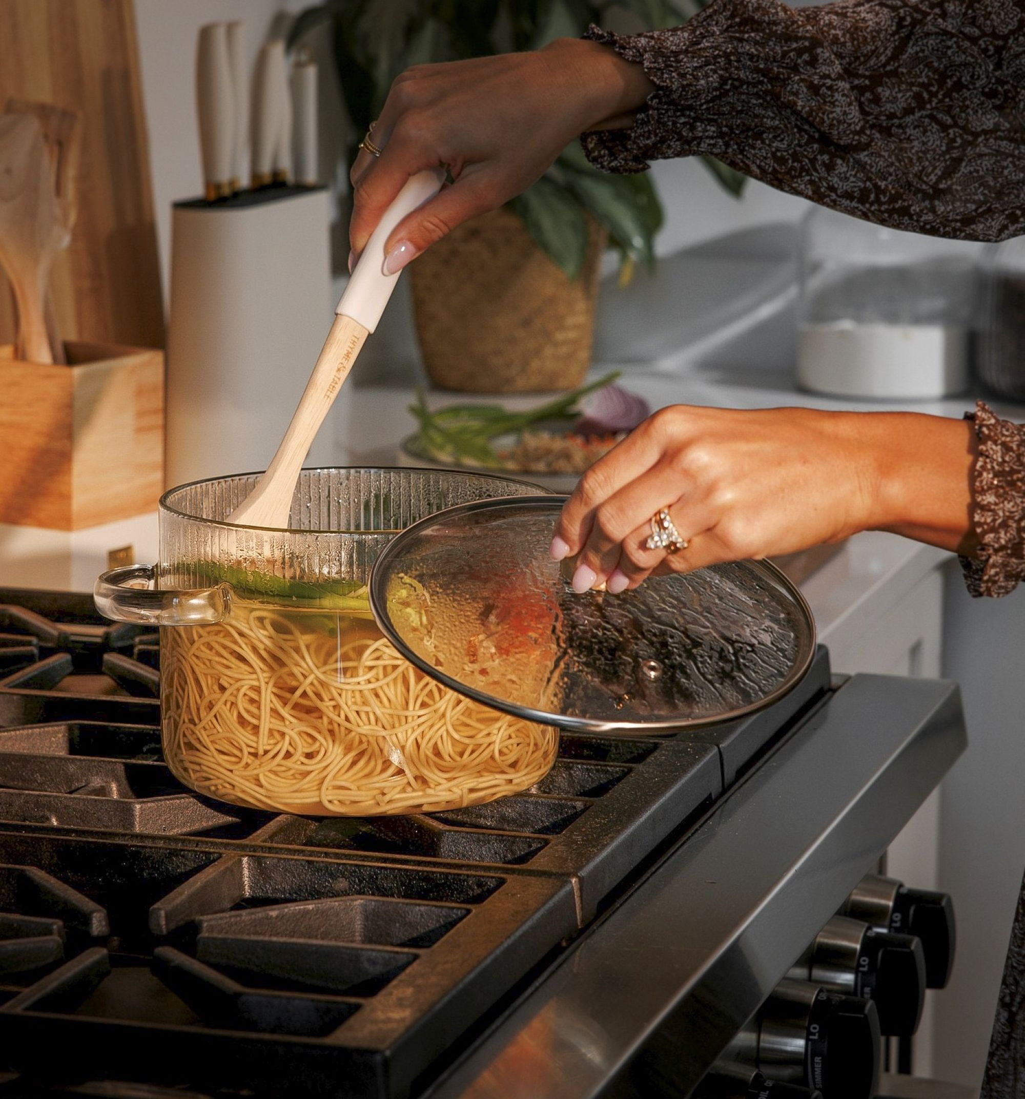 Thyme & Table 1.59QT Borosilicate Glass Pot