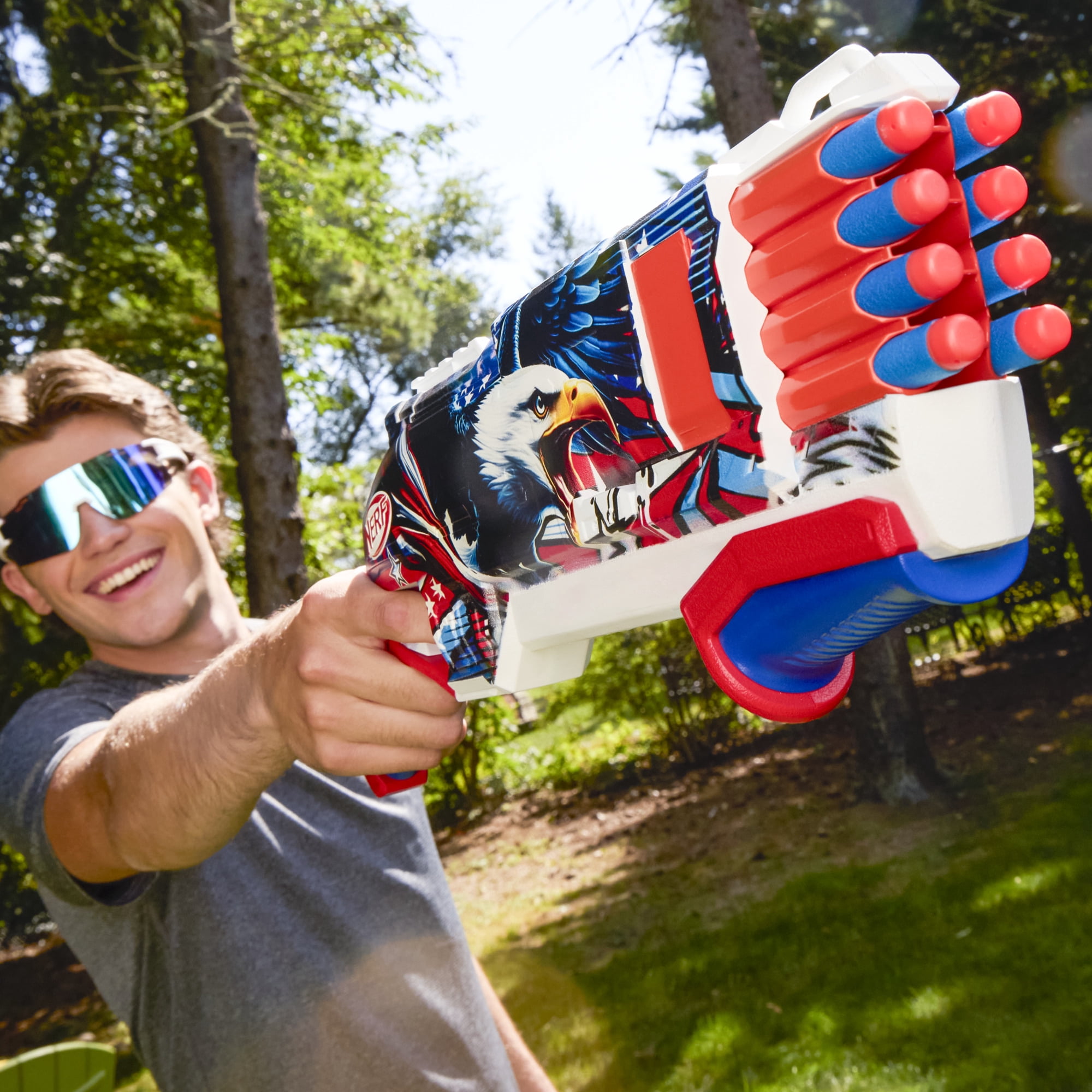 Nerf Elite Stars & Stripes Eagle Red, White & Blue Blaster, 16 Nerf Elite Foam Darts, Outdoor Summer Toys, Backyard & Beach Fun, 8+