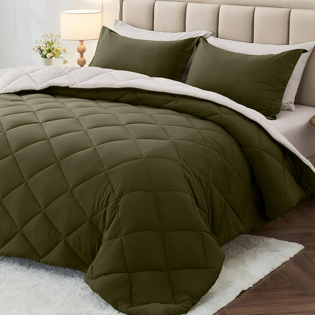 Ensemble Douillette Grand 7 Pcs MUXHOMO, Sac de Literie Toutes Saisons Format Grand, Ensemble de Literie Réversible avec Douillette, Drap Plat, Drap-Housse, Taies d'Oreiller et Couvre-Oreillers, Vert Olive et Beige