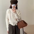 thumbnail image 3 of Cárdigan de punto con cable y botones en forma de corazón con solapa pequeña de estilo coreano para mujer, chaqueta de suéter de punto con cable de estilo dulce nuevo para otoño e invierno, 3 of 5