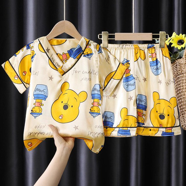 Mickey Mouse Winnie The Pooh Simulación Seda Pijamas para niños Verano Dibujos animados lindo Niño y niña Suelta Fina Seda de hielo Ropa para el hogar18 140-150 cm Gao Jinjia LED