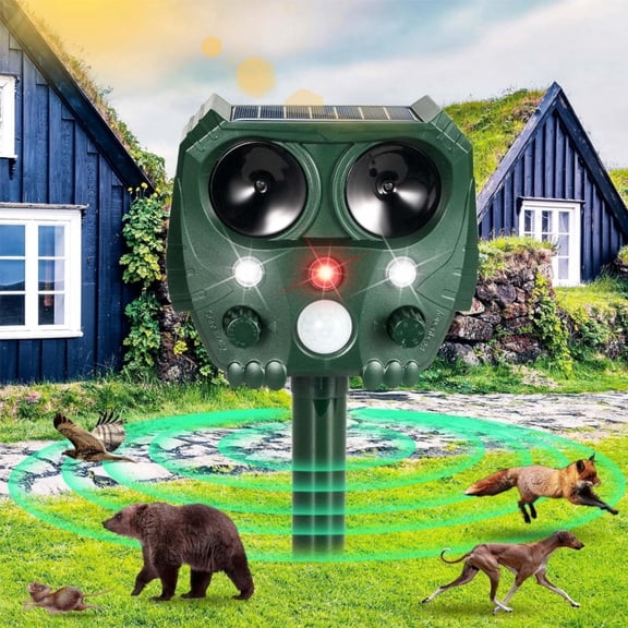 JahyElec Solar Animal Repeller Ultrasonic Animal Repeller Outdoor Cat Deterrent Deer Repellent with Motion Sensor & Led Strobe Light Squirrel Dog Raccoon Rabbit Skunk Repellent for Yard Garden