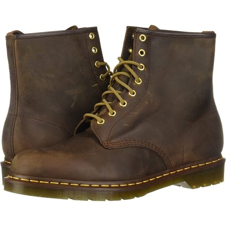 

Dr. Martens Men s 1460 Combat Boot