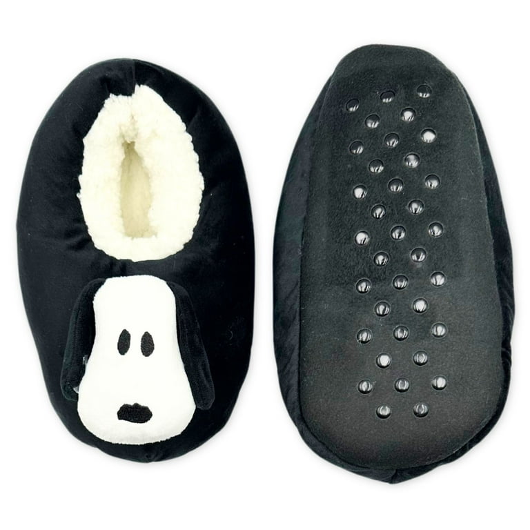 Peanuts Women's 3D Plush Head Fuzzy Babba Slipper Socks, 1-Pack