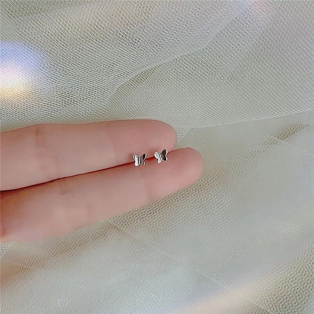 Pendientes minimalistas de Plata de Ley 925 para mujer, Mini corazón pequeño, mariposa, joyería para Piercing de oreja