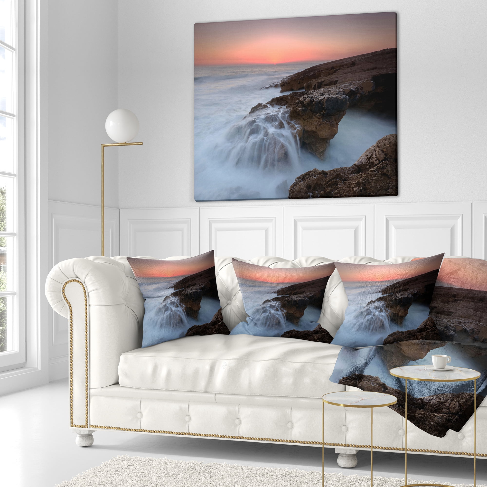Designart White Waters at the Bridge of Hell - Seashore Throw Pillow - 18x18