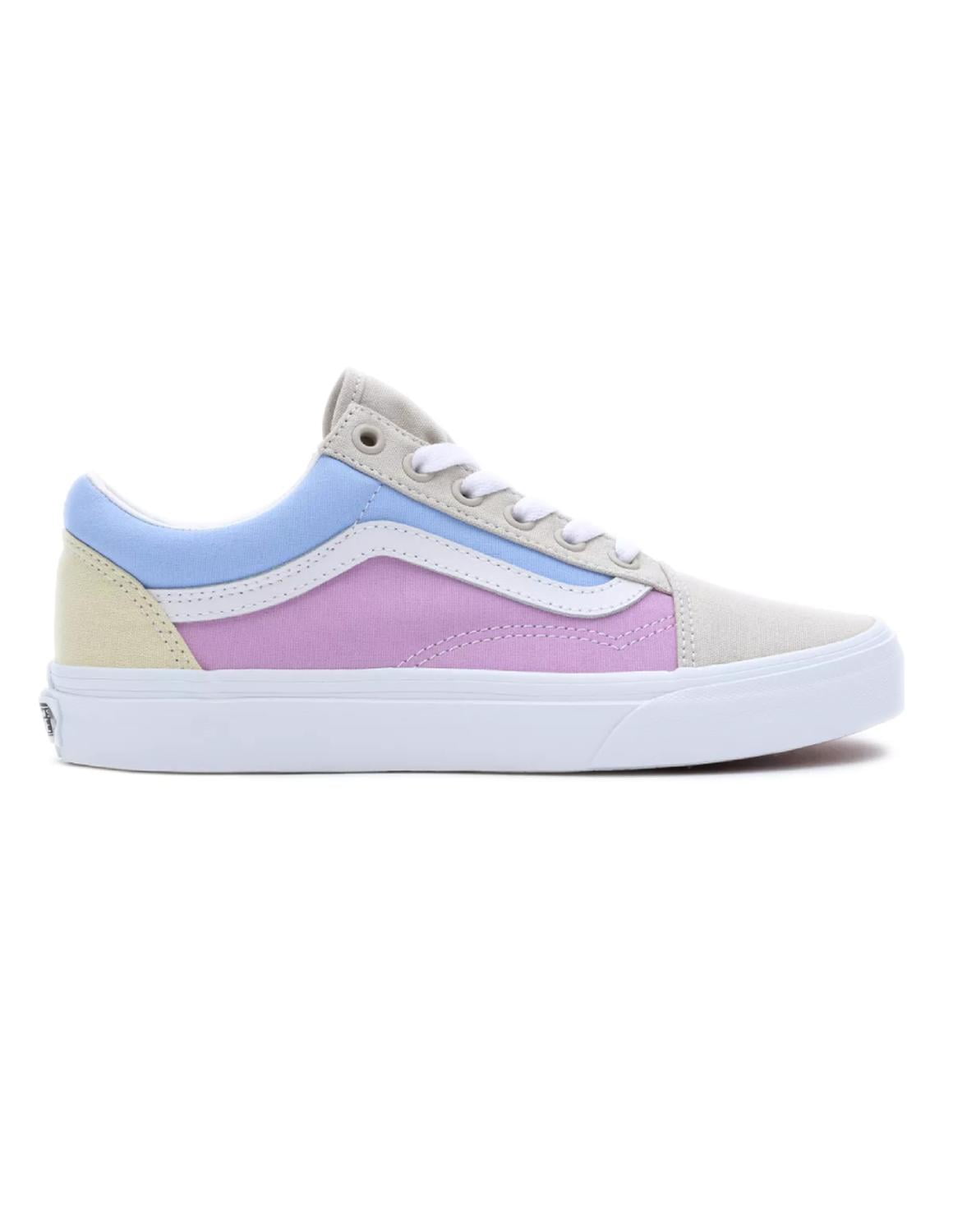 lila vans