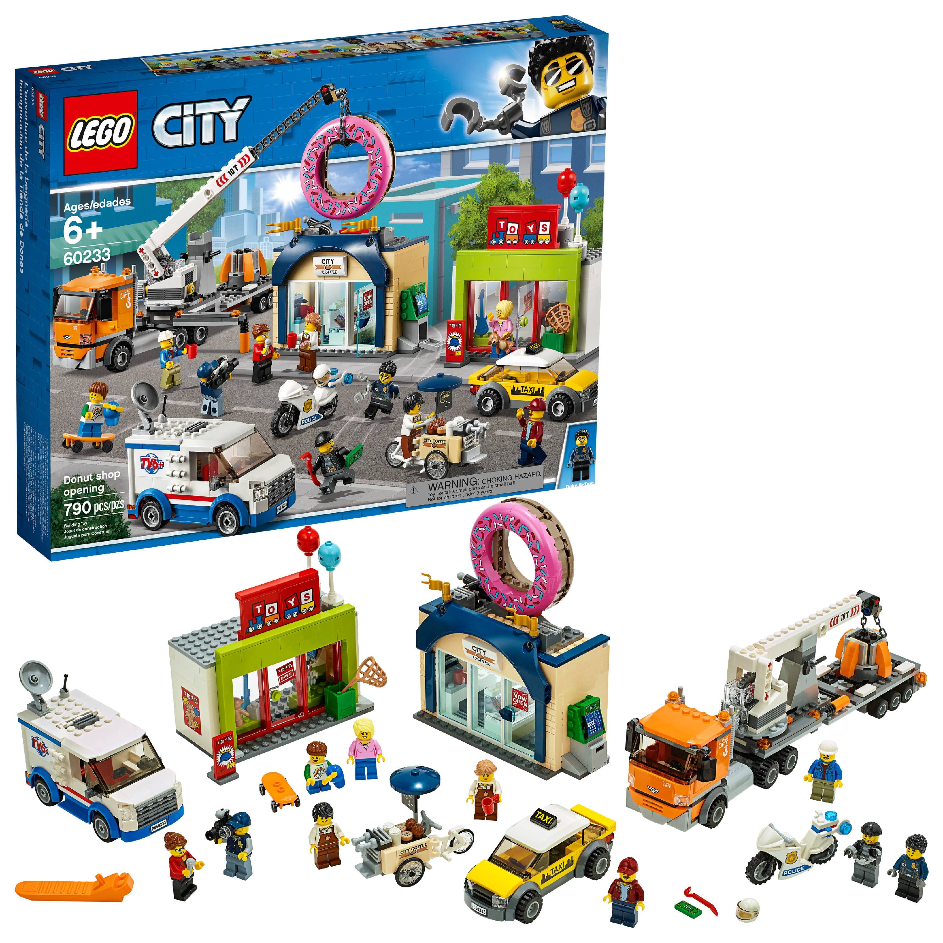 Prevail Begravelse Comorama LEGO City Donut Shop Opening 60233 Store Building Kit with Toy Vehicles -  Walmart.com