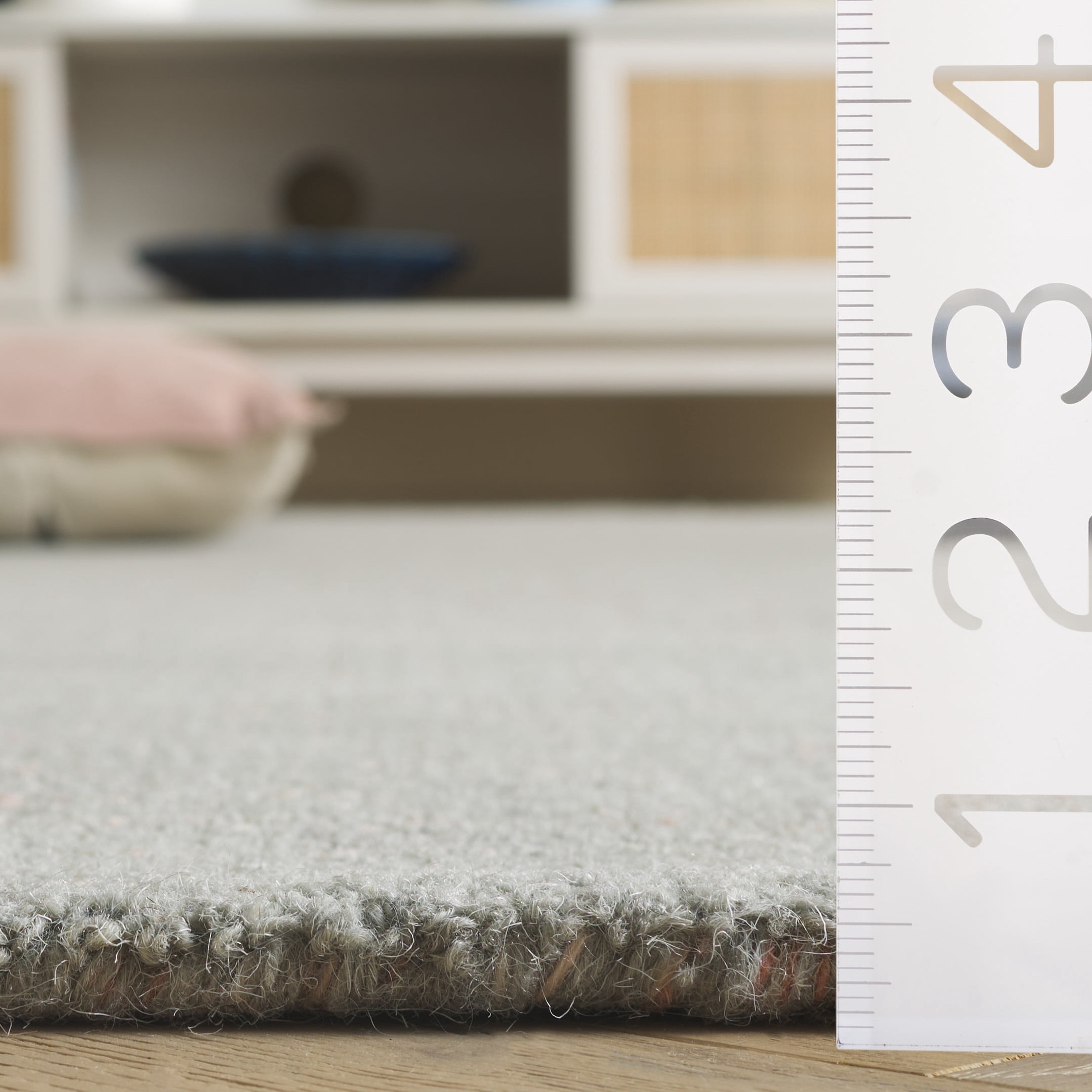 SAFAVIEH Abstract Neeha Distressed Area Rug, Silver, 8' x 10'