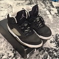 thumbnail image 2 of Air Jordan 5 Rétro, 2 of 5