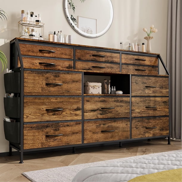 Cómoda con 14 foldable fabric cajones y wood top. a spacious almacenamiento chest metal frame y abiertos estantes. anti - tip safety design dorm, sala estar, o closet. fits 55 - pulgada TV (br...