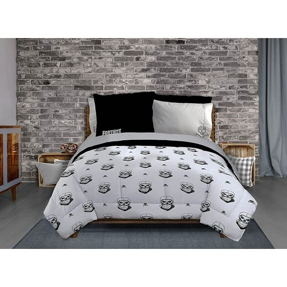 Fortnite Trooper Queen Comforter, Sheets & Shams (7 Piece Bed In A Bag)