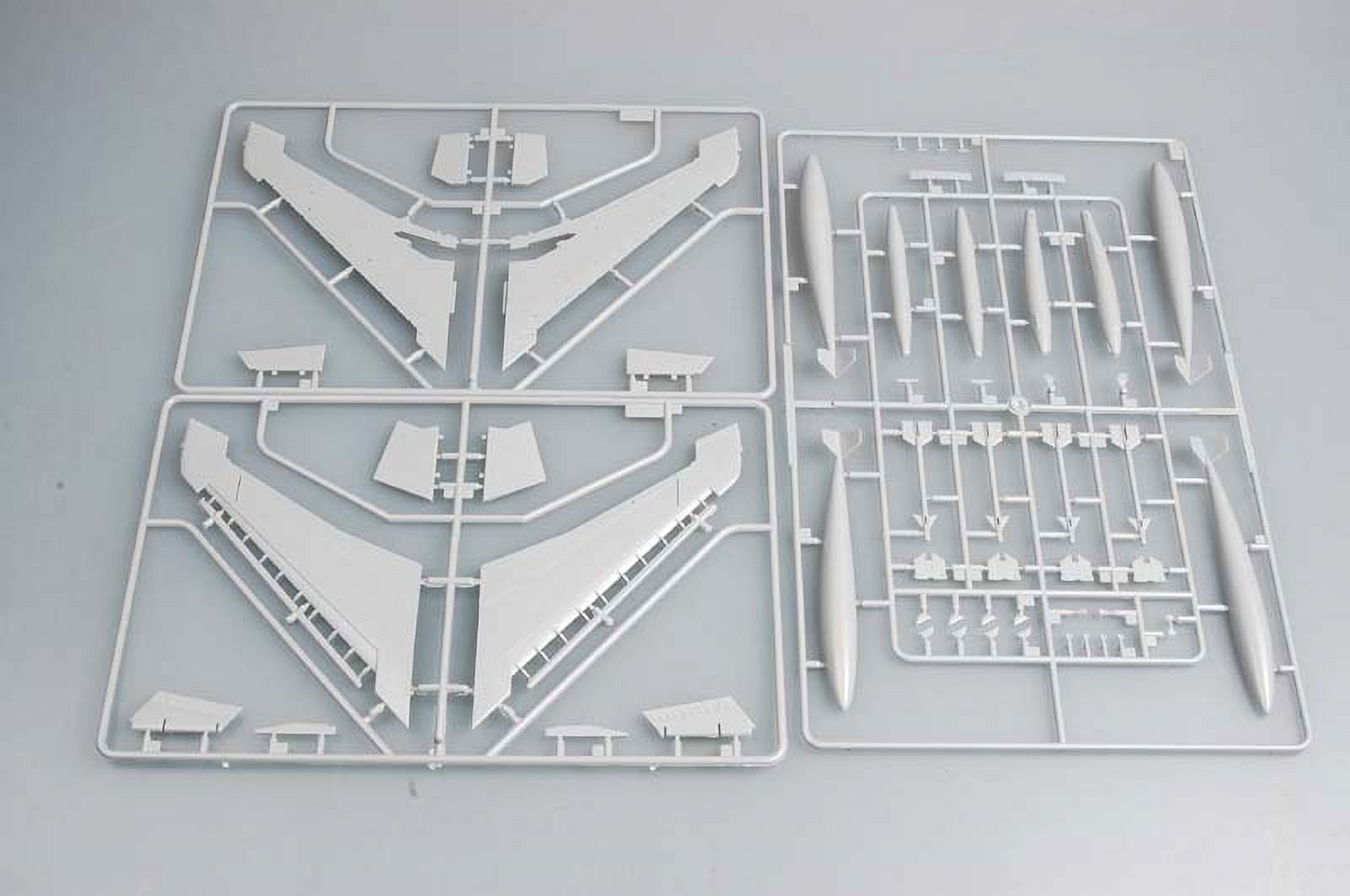 Trumpeter Models F-100D Super Sabre New