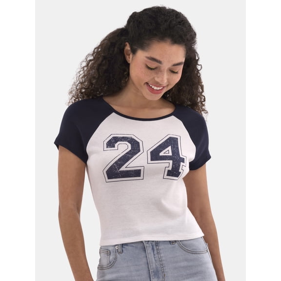No Boundaries Graphic Raglan Baby Tee with Short Sleeves, Women's