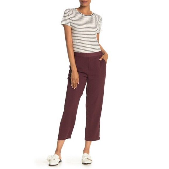 14th & Union Nordstrom women's Soft Straight Leg Pants size M in burgundy