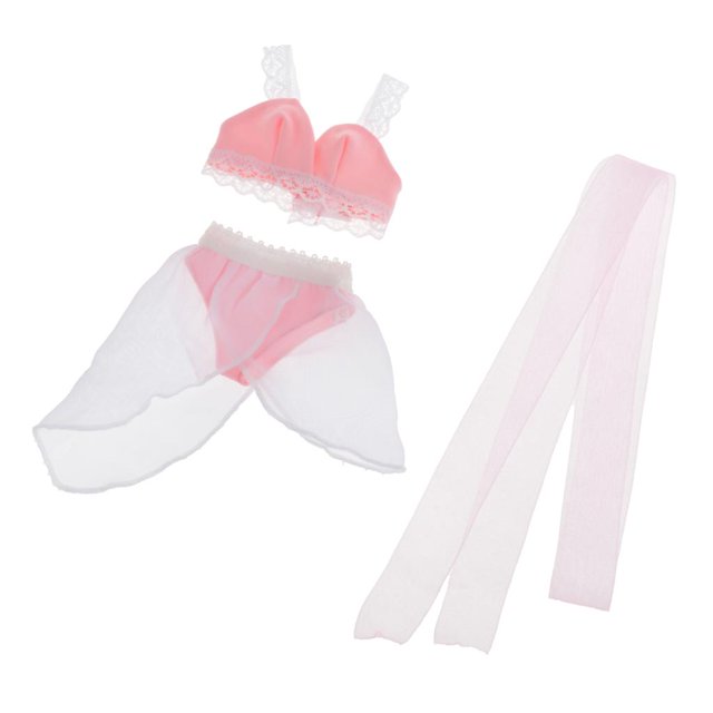 traje de baño de muñeca bjd sunnimix 60cm rosado conjunto 1/3: top bikini rosado con tirantes de encaje y borde de puntilla, bragas rosadas con falda blanca semitransparente superpuesta y chal triangular largo rosa claro sobre fondo blanco. También apto para vestir muñecas Night Lolita u otras muñecas 1/3 como accesorio de moda.