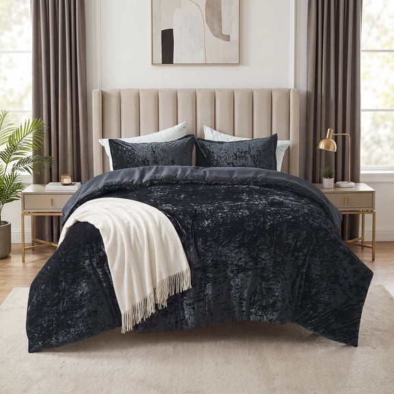 Regency Heights Full/Queen Cozy Velvet Comforter Sets, Luxury 3-Piece All-Season Bedding, Bed Set with Shams,Black
