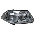 thumbnail image 1 of Faro Principal TYC Jetta 2008 A 2014 LADO PASAJERO Fondo cromado, 1 of 4