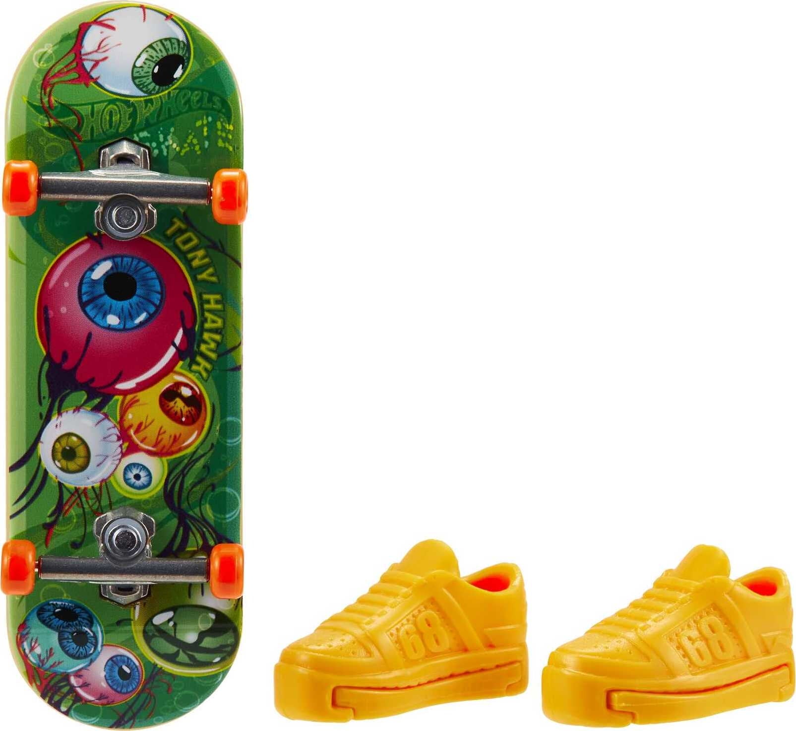 Hot Wheels Skate Tony Hawk Fingerboard & Skate Shoes, Toy for Kids (Styles May Vary)