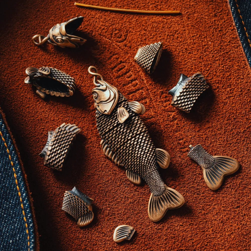 COPPERTIST.WU Brass Bass Fidget Keychain with Key Ring, Rotating Fish Key Ring Pendant, Moving Metal EDC Keychain