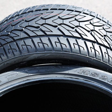 Fullway Pair of 2 Fullway HS266 305/40R22 114V XL Performance a/s All Season Tires simolary.com 30 Fullway Pair of 2 Fullway HS266 305/40R22 114V XL Performance a/s All Season Tires Simolary simolary.com 30