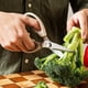 thumbnail image 5 of Tijeras de cocina de acero inoxidable de alta resistencia – tijeras multifuncionales para carne, aves y verduras, funda magnética, abrebotellas y latas, 5 of 5