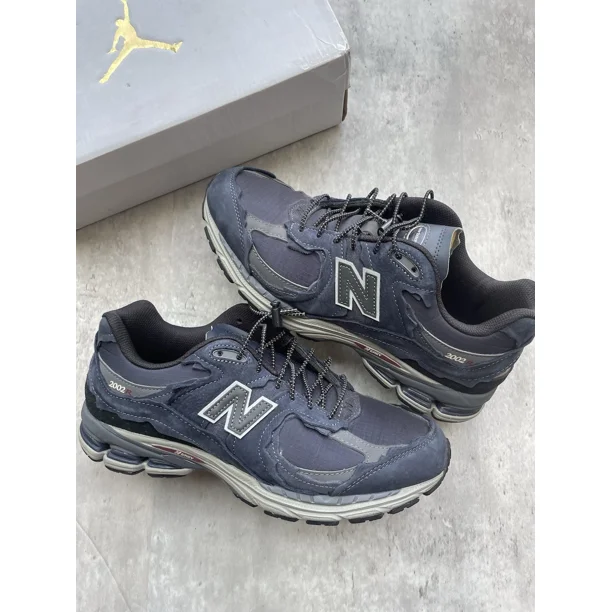 New Balance 2002R Men's Sneakers Blue/Gray Eclipse, Size 10.5