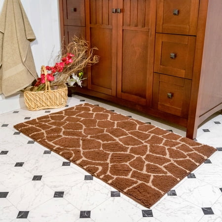 Chesapeake Safari 2pc Chocolate & Beige Giraffe Bath Rug Set (21 x34 & 24 x40 )