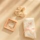 thumbnail image 5 of Set de regalo MHSMHL para niñas adolescentes con ajolote de ganchillo y vela perfumada, 5 of 7