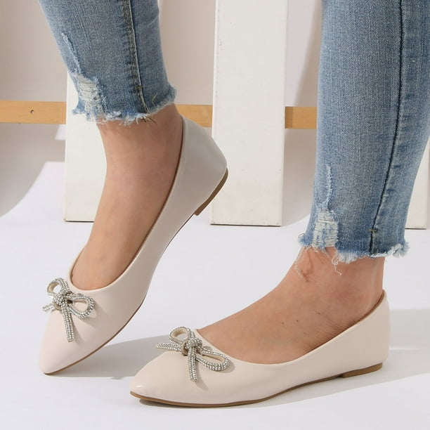 Flat female shop