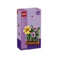 thumbnail image 2 of Expositor de flores LEGO 40683 con 440 piezas para más de 12 años, 2 of 5