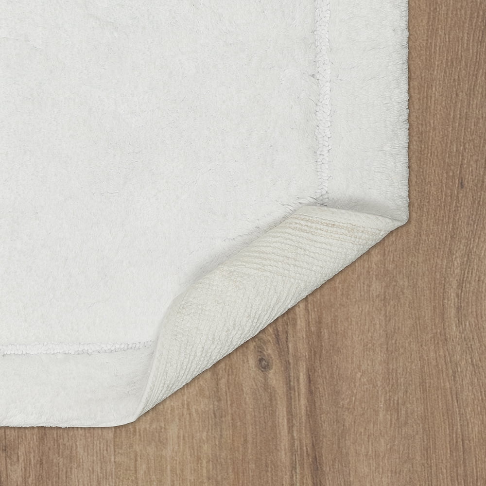 Mohawk Home Regency Plush Stain/Fade Resistant Non-Slip Machine Washable Bath Mat, White, 2' 3" x 3' 9"