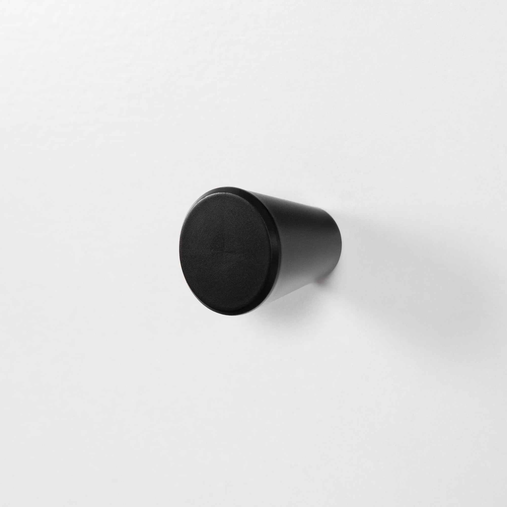 South Shore Essence LED Floating Side Table, in Pure White