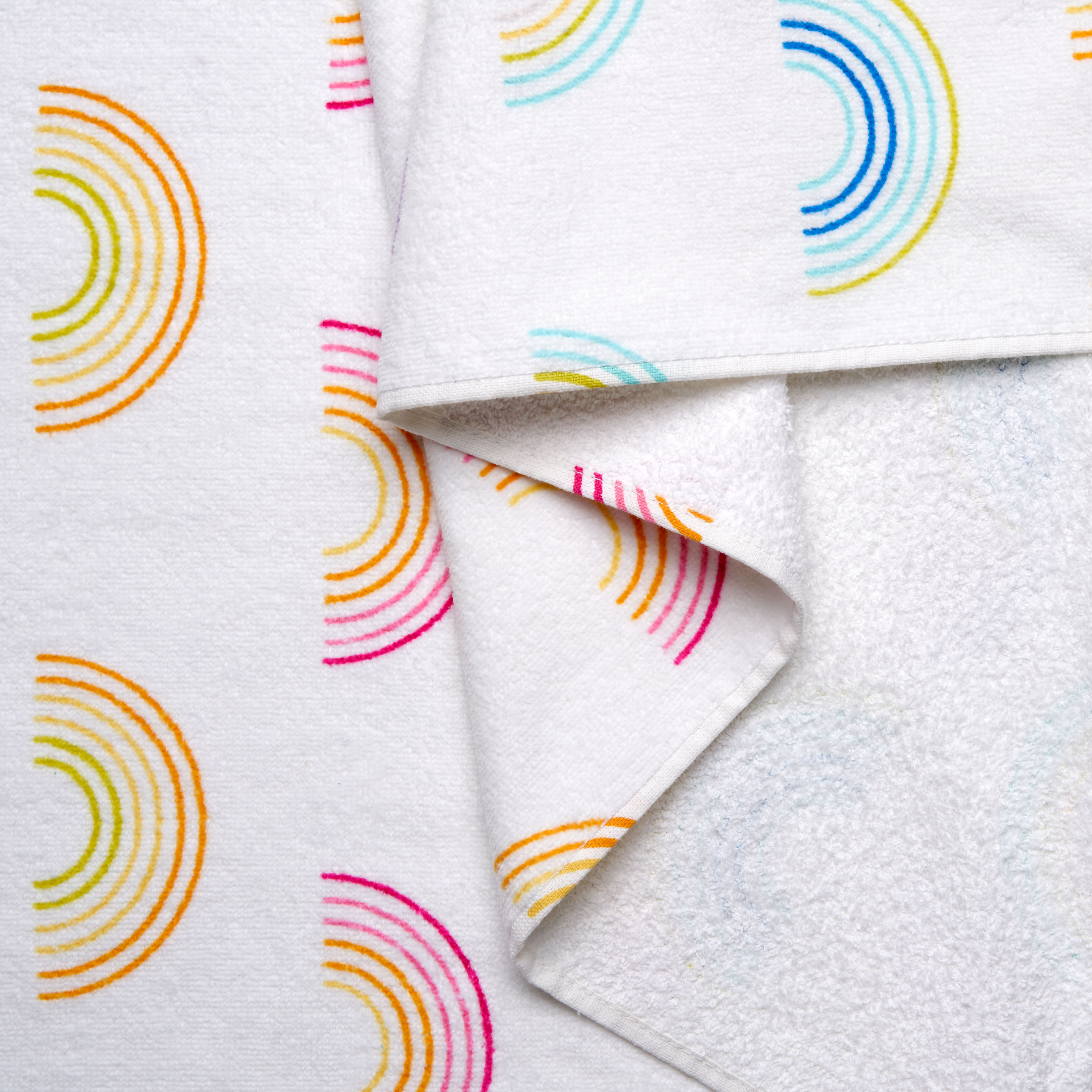 Gap Home Kids Rainbow Toss Organic Cotton 6 Piece Towel Set, White - image 3 of 5