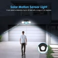 thumbnail image 4 of Foco solar LED de 2 focos, luz exterior de 70 LED con sensor de movimiento y 3 cabezales, foco solar exterior de 2 lúmenes, entrada de luz solar exterior amarilla cálida IP67, 4 of 5