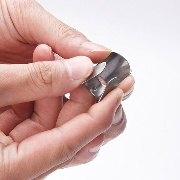 NICEXMAS Culinary Finger Shield Finger Protectors Silver Stainless Steel 4pcs Cooking