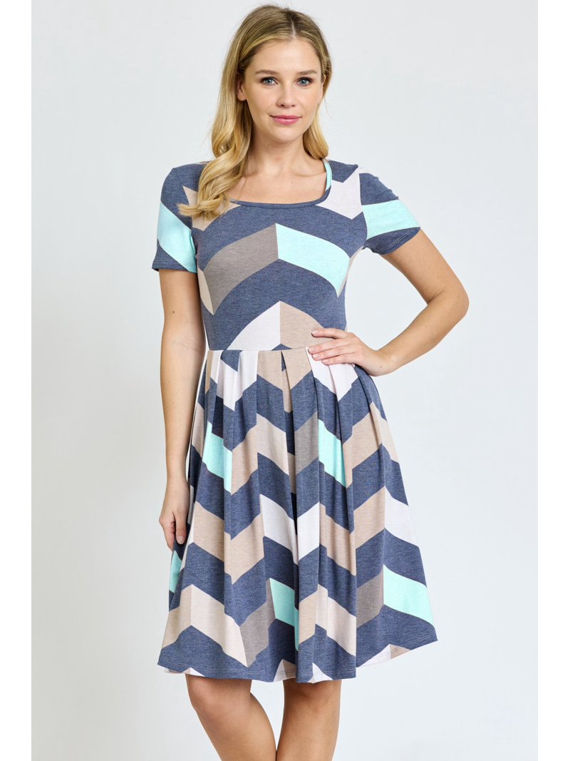 chevron pleated dress eloges Chevron Short Sleeve Pleated Dress | 2 Colors
