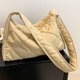 thumbnail image 3 of Bolso bandolera acolchado para mujer bolso de hombro suave y acolchado bolso de invierno para niñas de gran capacidad, 3 of 9