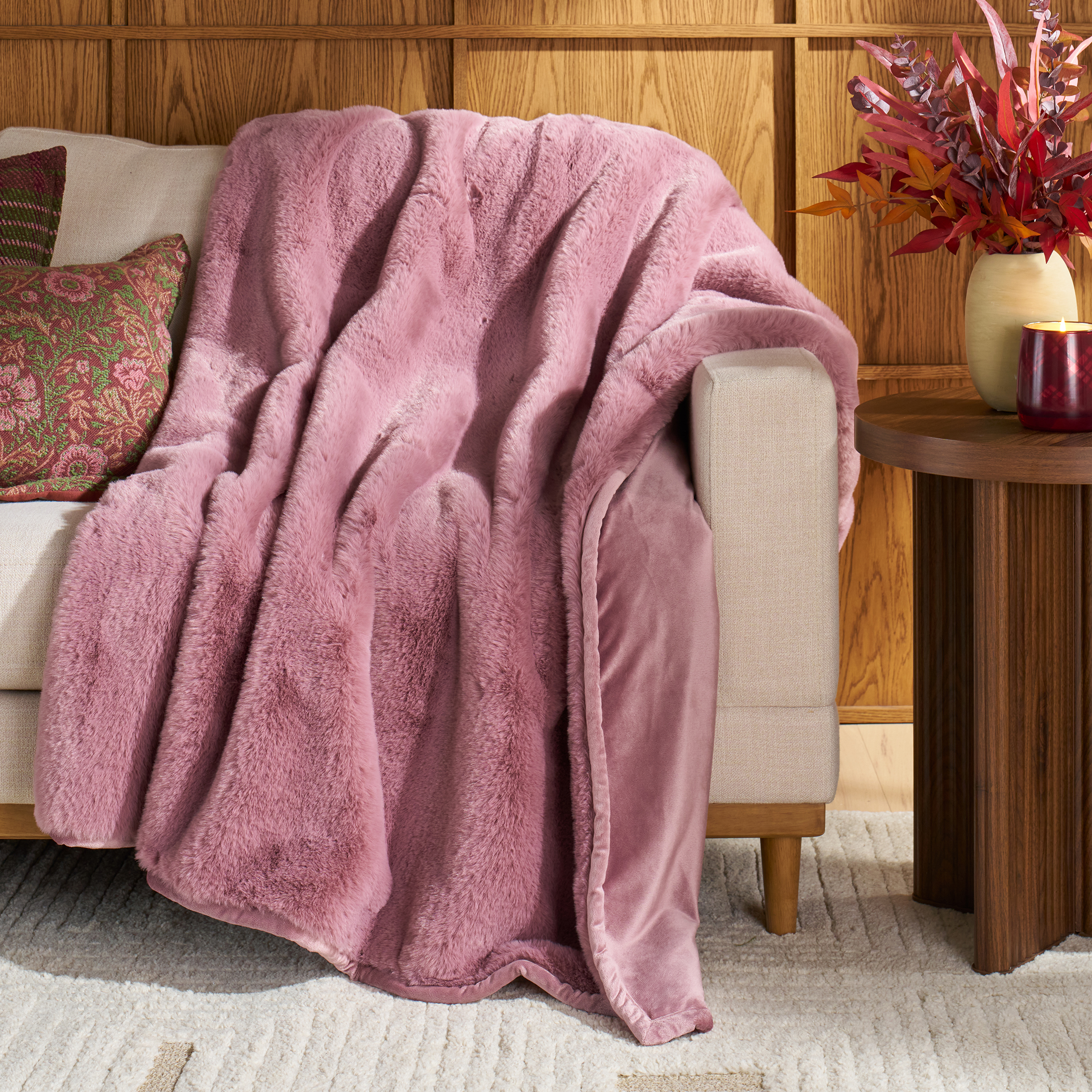 Better Homes & Gardens Violet Gem Faux Fur Oversized Throw, 50x72"
