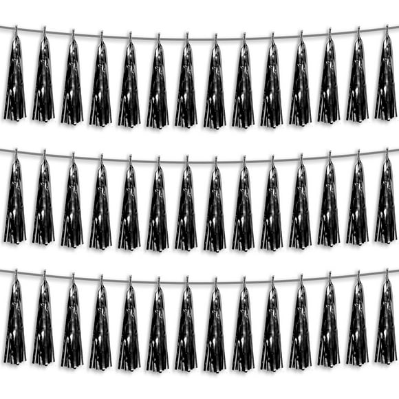 Banner con borlas metálicas negras Garland Hysilla de 9,8 pies x 3