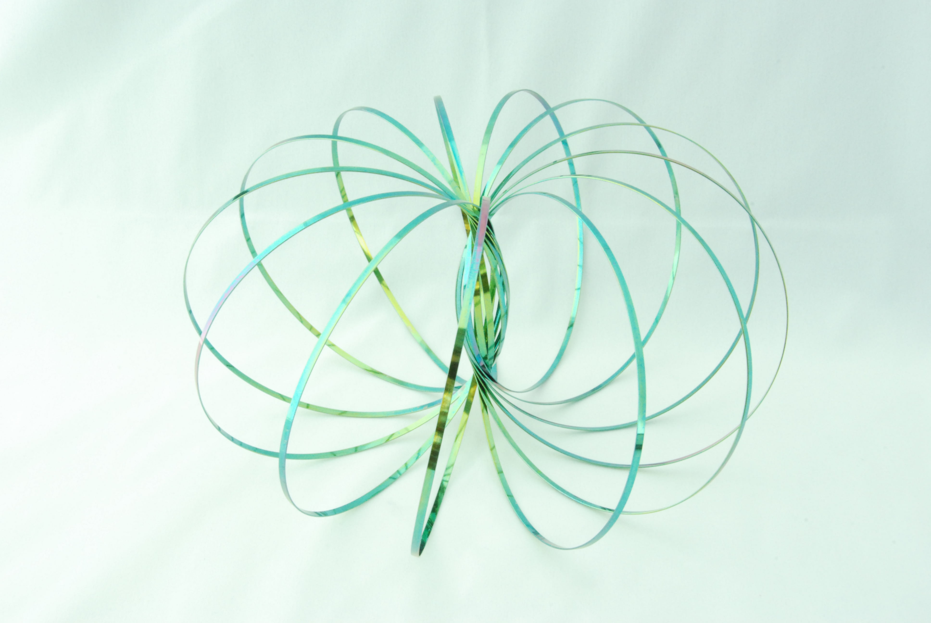 spinner ring arm slinky toy