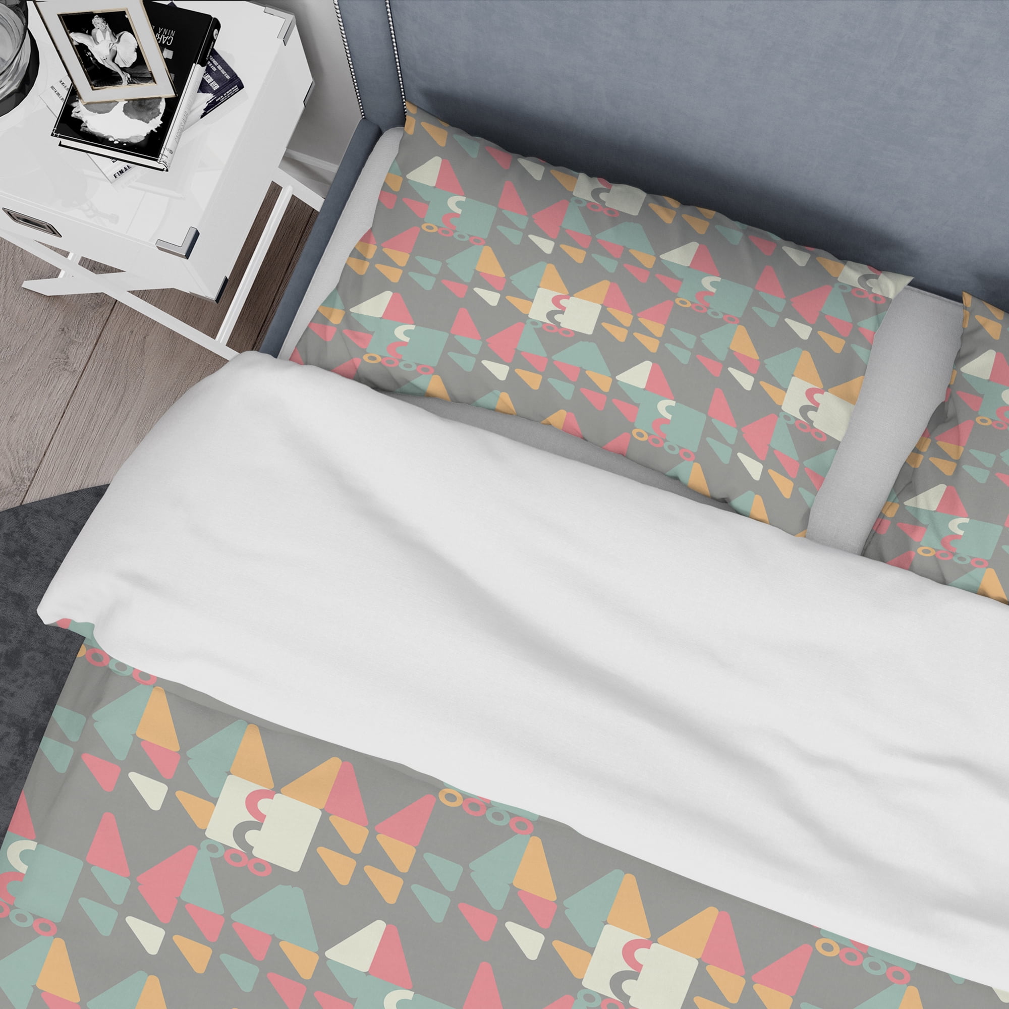 Designart 'Retro Abstract Design V' Mid-Century Modern Duvet Cover Set