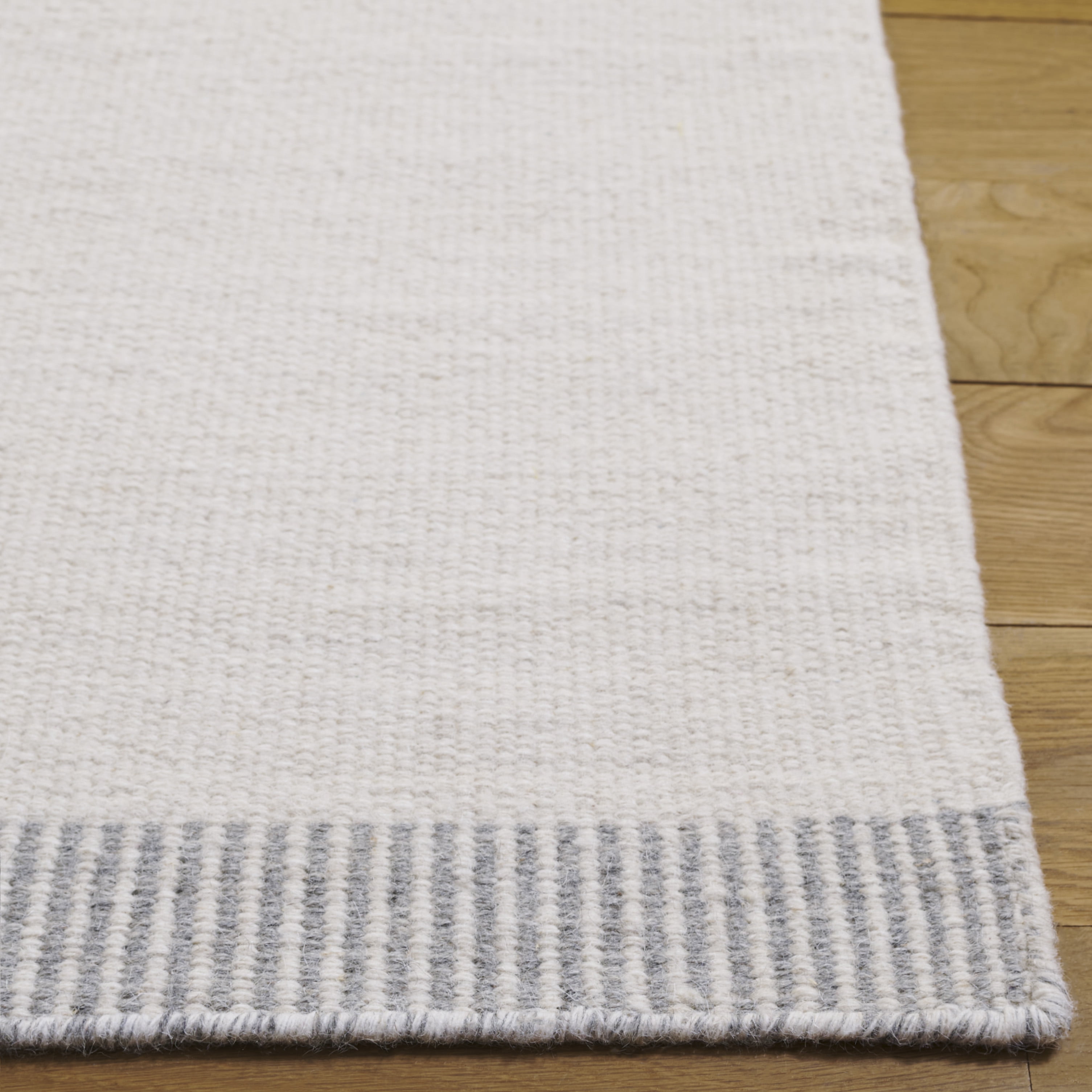 Safavieh Vermont Devon Solid Color Area Rug, Ivory/Gray, 6' x 9'