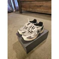 thumbnail image 1 of New Balance 725 ML725CE Mens 9.5, 1 of 6