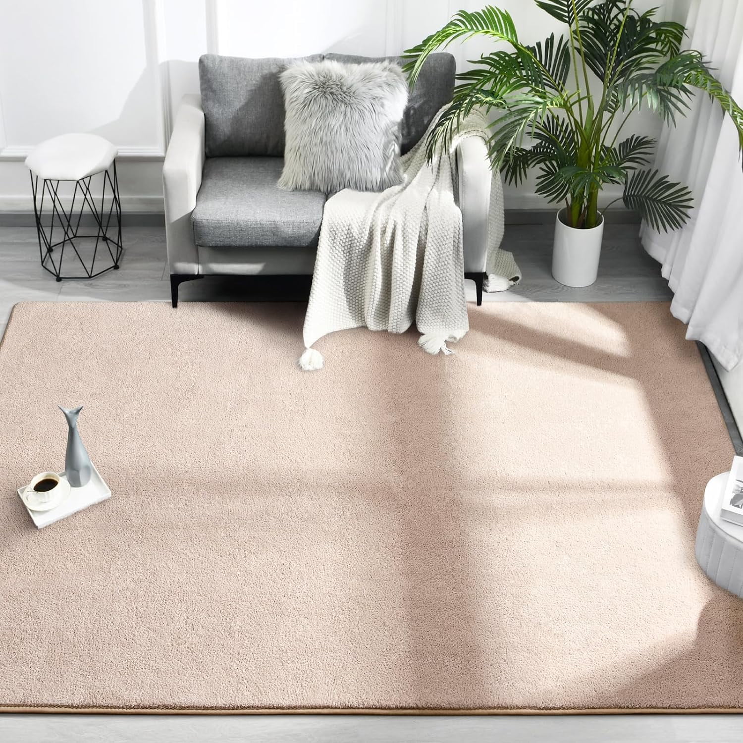 Noahas Soft Low Pile Rug Modern Area Rugs for Bedroom Living Room,Suitable for Boys Girls Teenagers and Adults with Super Soft Touch , Beige , 6' x 9'