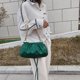 thumbnail image 4 of Bolsos de hombro con cadena para mujer Bolso de embrague de fiesta en la nube de cuero PU (Verde) Likrtyny Para estrenar, 4 of 8