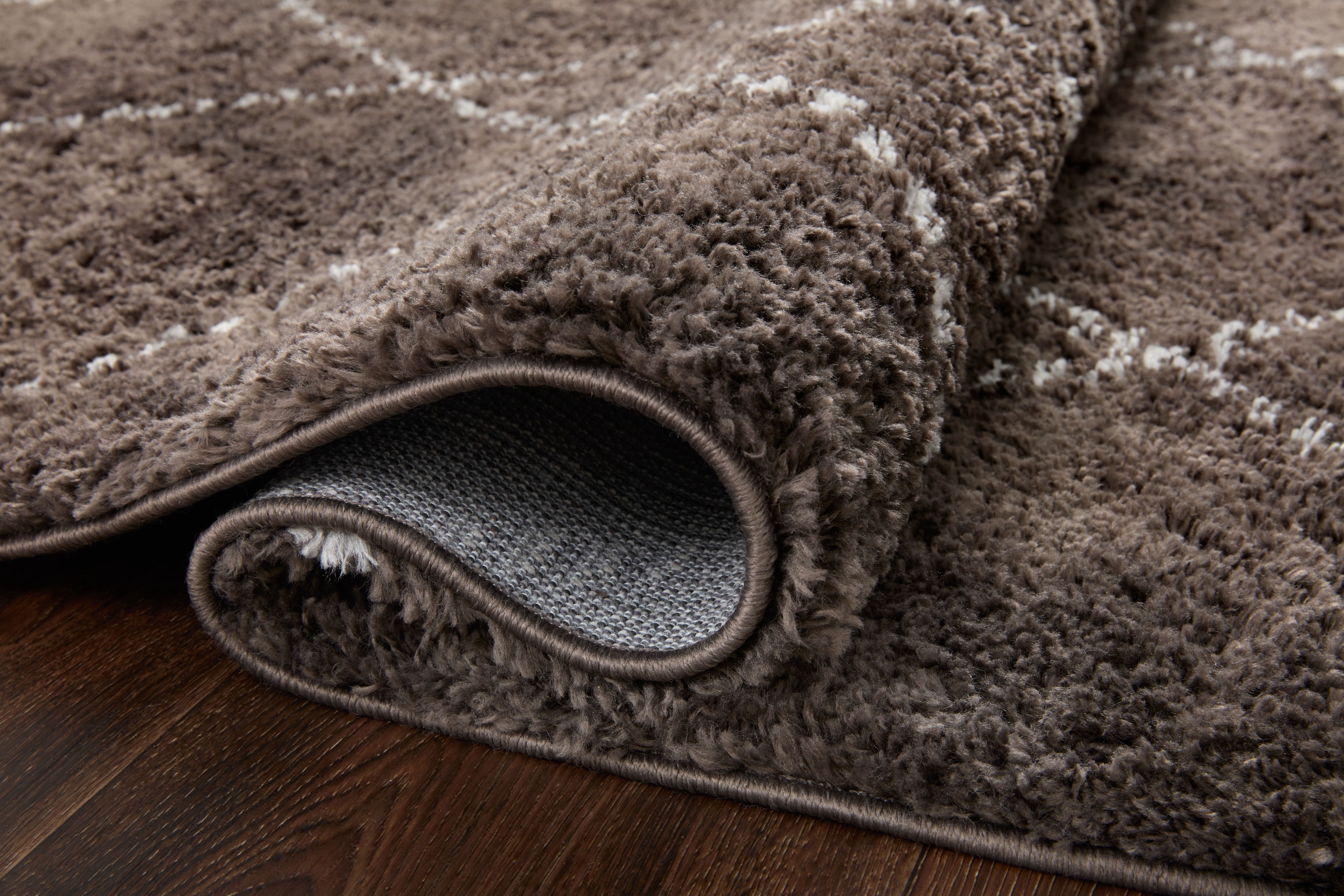 Loloi Bliss Shag Bark / Grey 3'11" X 6' Area Rug