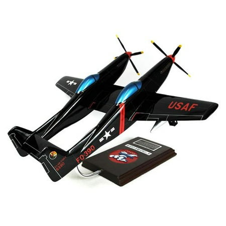 Daron Worldwide North American Aviation P/F-82G Twin Mustang Model Airplane